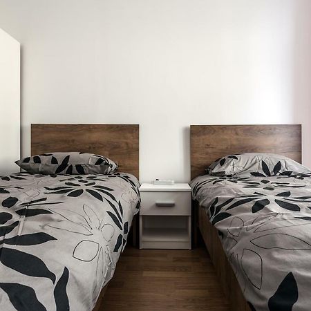 Modern Apartment In Lviv Historic Centre Dış mekan fotoğraf