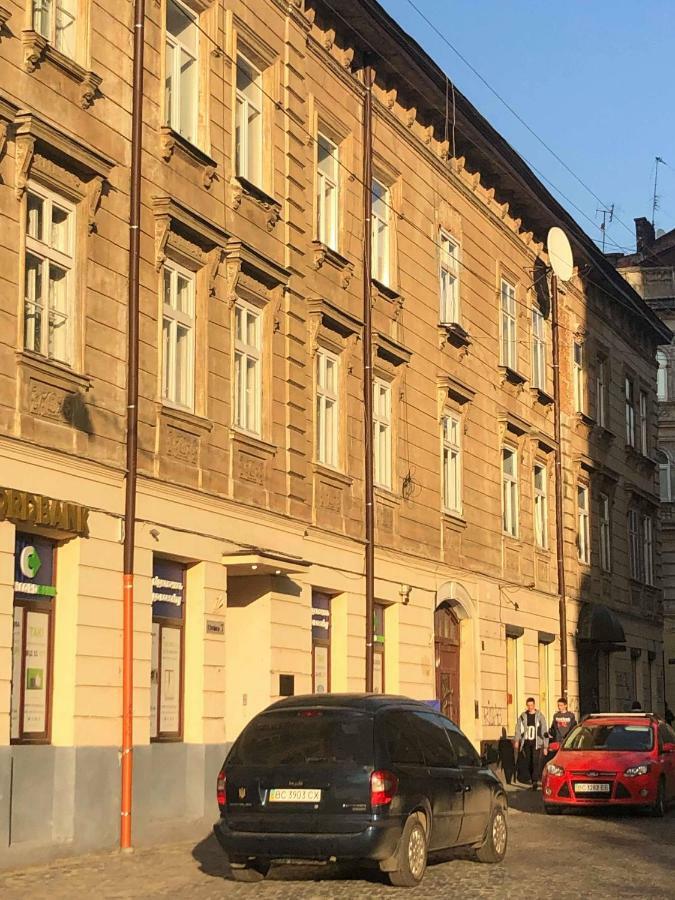 Modern Apartment In Lviv Historic Centre Dış mekan fotoğraf